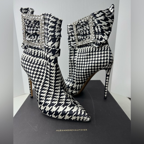 Alexandre Vauthier Yasmin Satin Buckle Plaid Houndstooth Booties Heels 38/ 8 - Picture 2 of 12